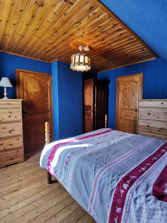 Authentique Chalet Vue Sur Le Lac Et Les Pistes ベス・エ・サンタナステーズ エクステリア 写真