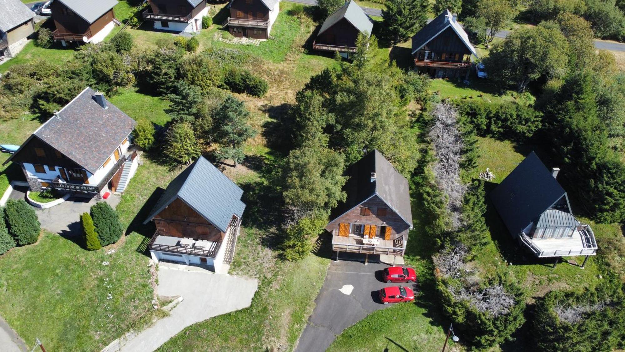 Authentique Chalet Vue Sur Le Lac Et Les Pistes ベス・エ・サンタナステーズ エクステリア 写真